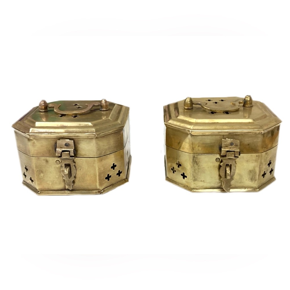 Vintage Brass Cricket Octagon Box with Handle X2 - Picture 6 of 6